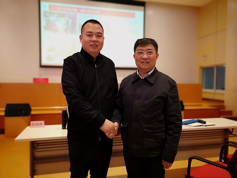豫商赴滬，共研發(fā)展│許明月董事長參加民建河南省企業(yè)家會員班培訓(xùn)
